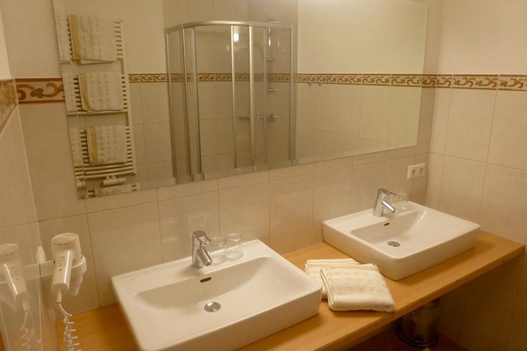 Appartementhaus Unterkofler Гросарль Номер фото